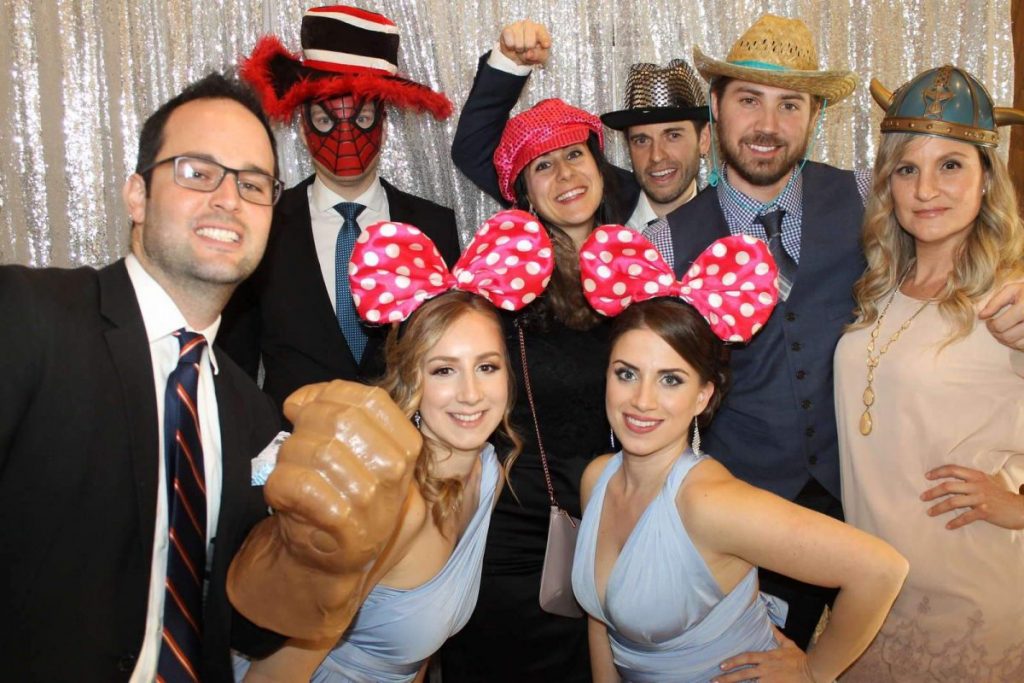 Read more about the article Vaughan Photo Booths for Weddings & Events