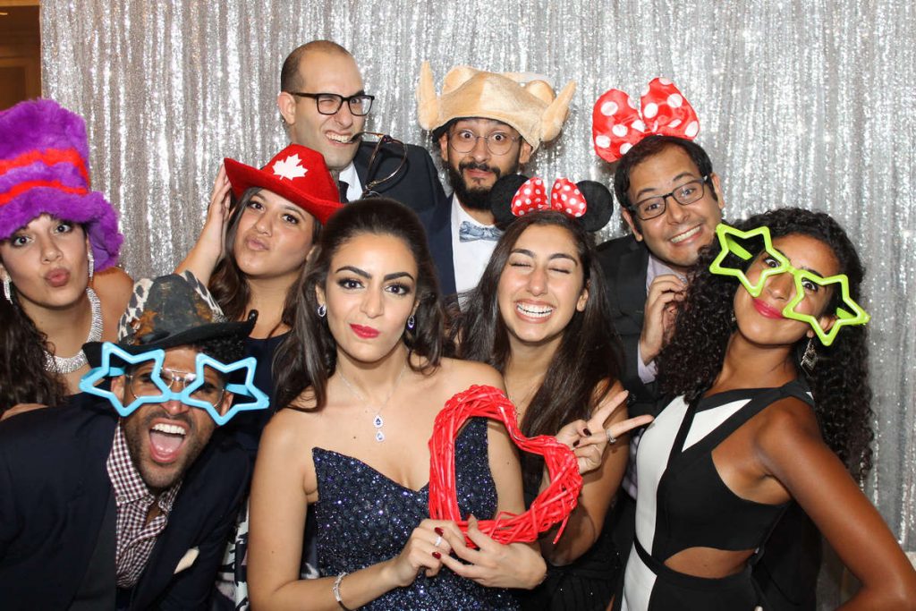 Read more about the article photo booth rental Toronto