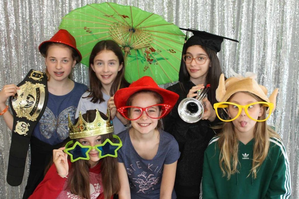 Read more about the article Toronto Photo Booth Rental