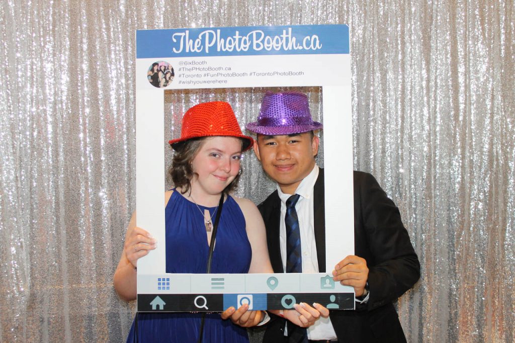 Read more about the article Hamilton Photo Booth Rental Service